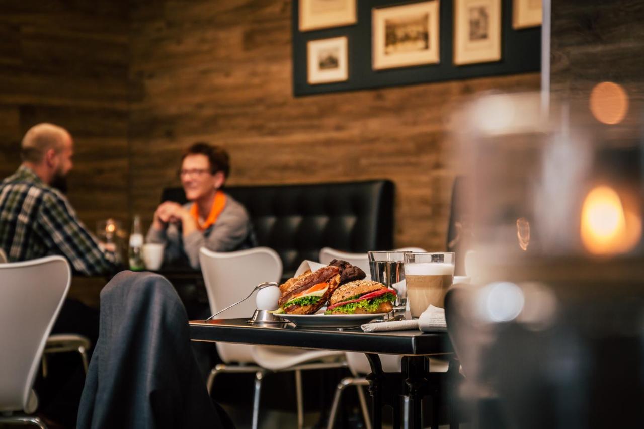 Augustus Hotel Bernkastel - Comfortable Budget Hotel エクステリア 写真