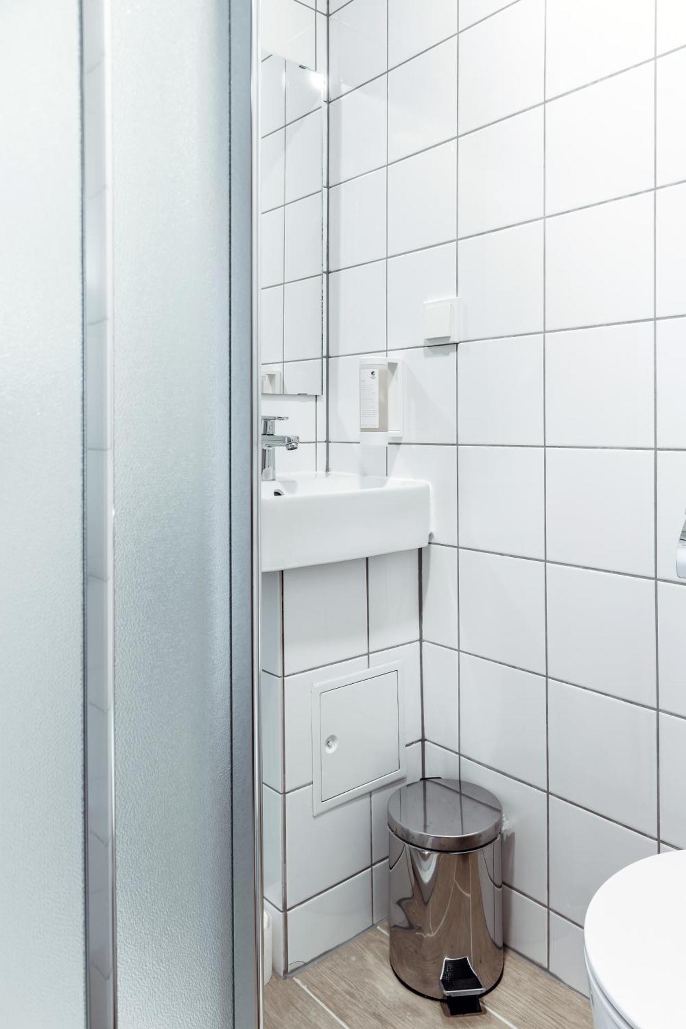 Augustus Hotel Bernkastel - Comfortable Budget Hotel エクステリア 写真