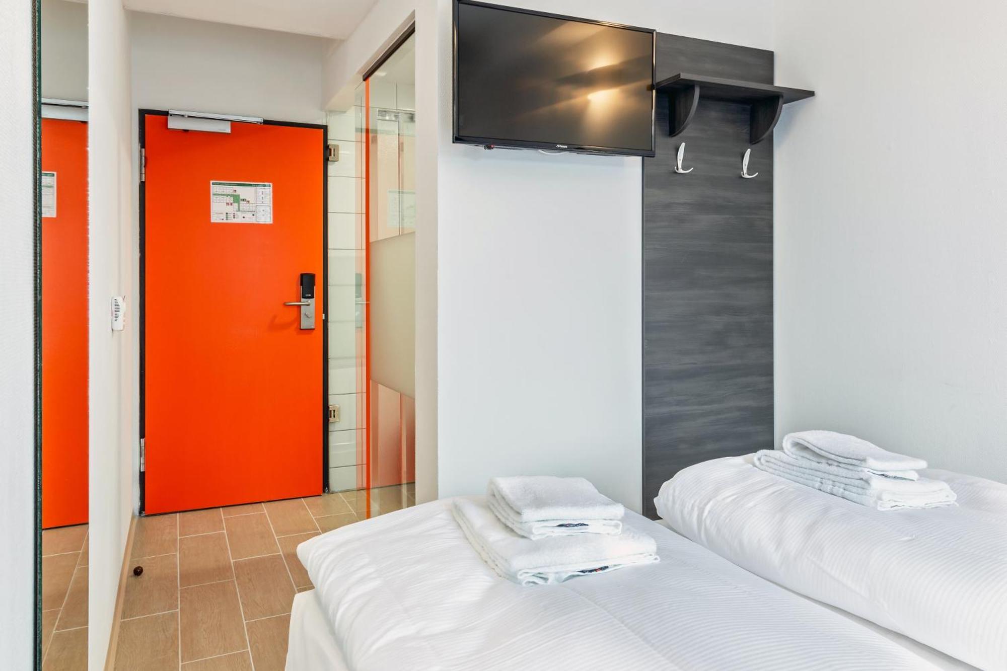 Augustus Hotel Bernkastel - Comfortable Budget Hotel エクステリア 写真