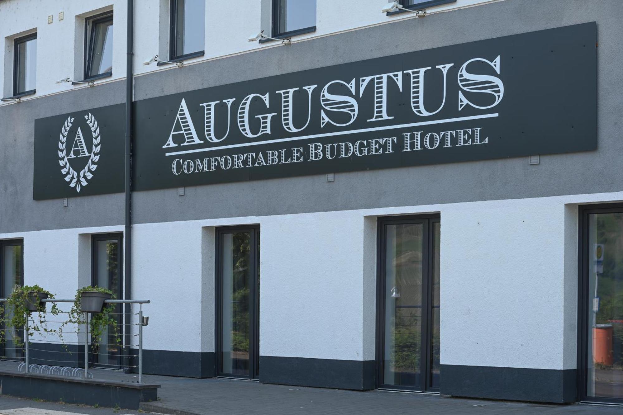 Augustus Hotel Bernkastel - Comfortable Budget Hotel エクステリア 写真