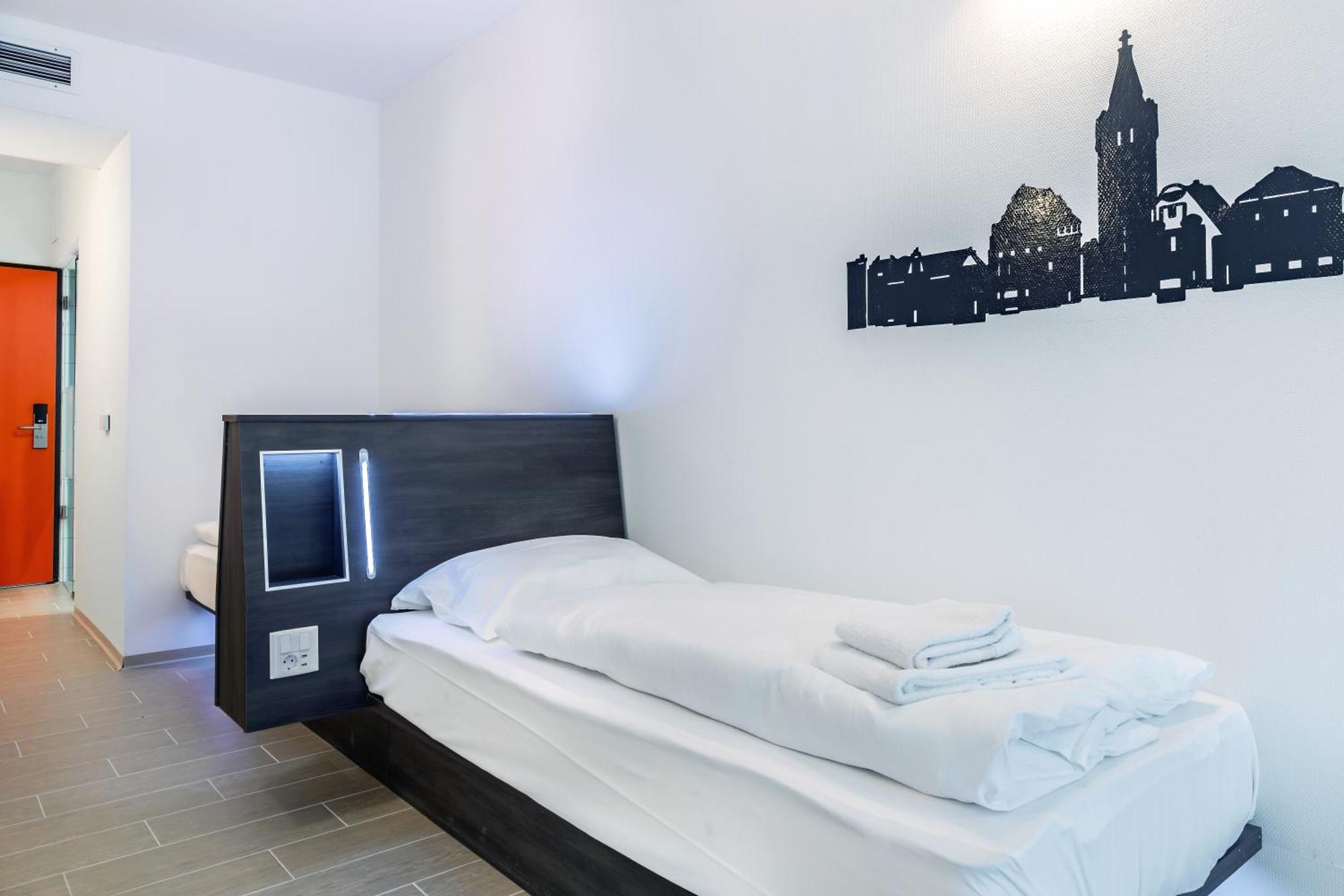 Augustus Hotel Bernkastel - Comfortable Budget Hotel エクステリア 写真